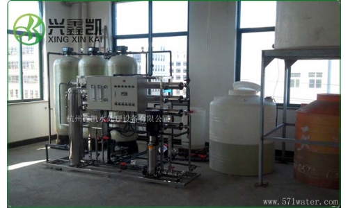 纯净水和矿泉水有哪些区别-杭州鑫凯